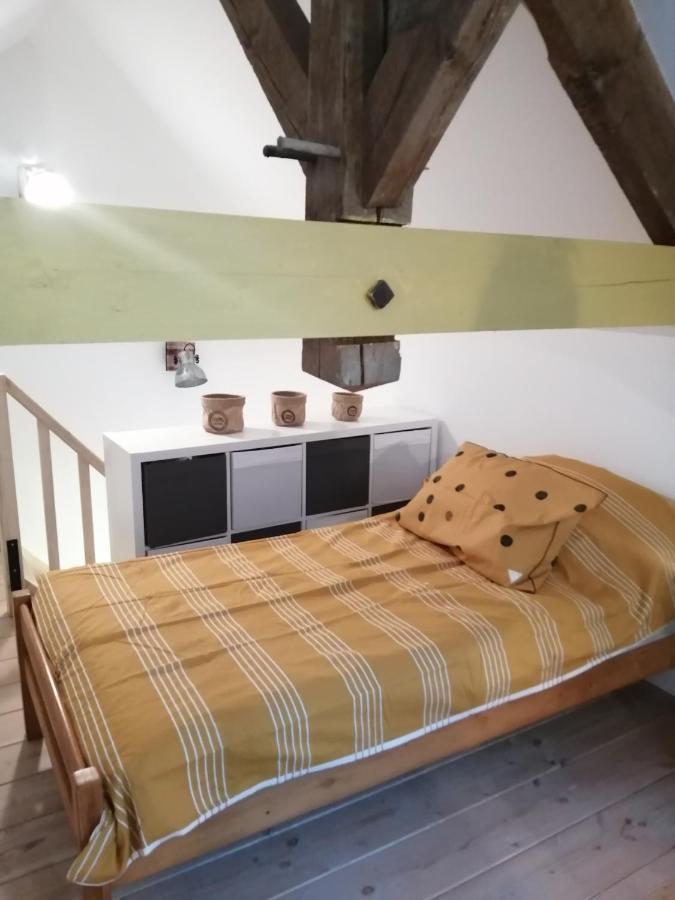Au Repos Du Verger Couvrelles Екстериор снимка