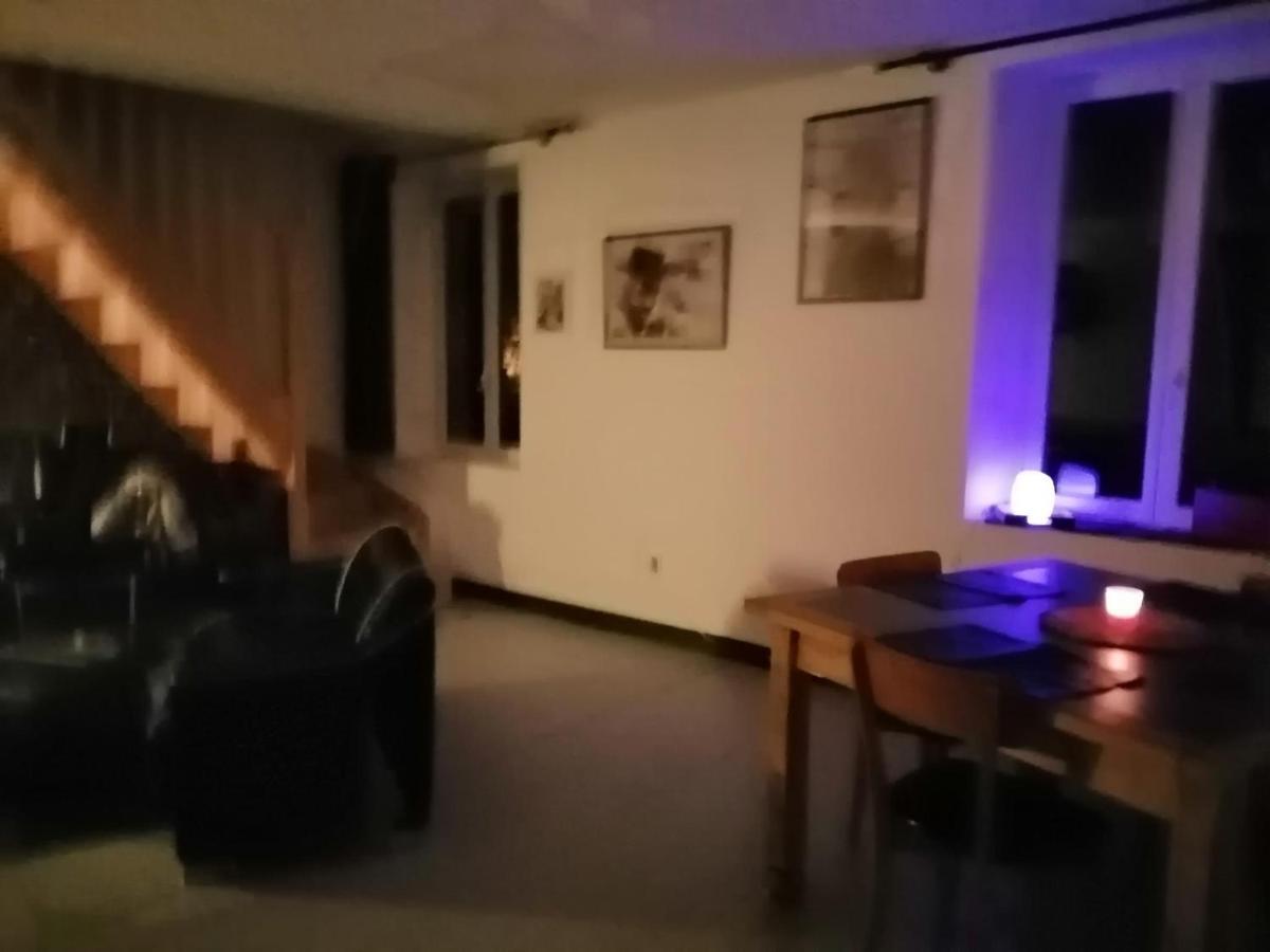 Au Repos Du Verger Couvrelles Екстериор снимка
